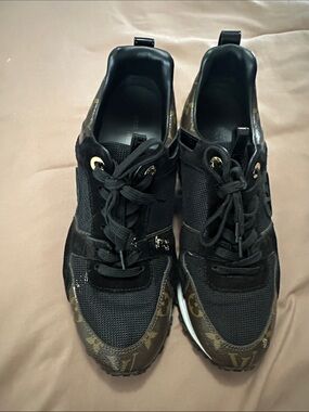 Louis Vuitton Black and Brown Monogram Men's Sneakers
